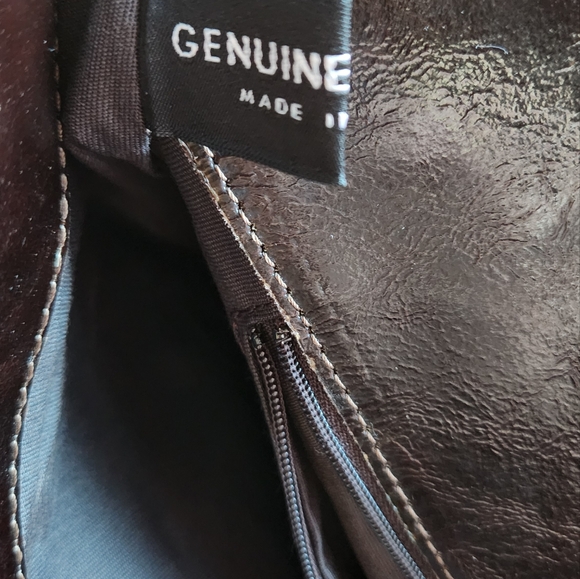 Don Caster Leather Purse - Picture 9 of 16